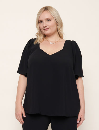 Black top in soft and fluid cady